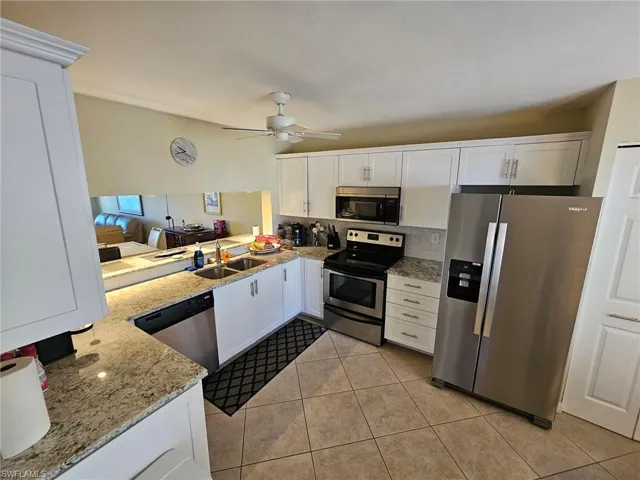 6740 Dennis Cir 103, Naples, Florida 34104