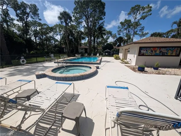 1915  Courtyard S WAY, Naples, FL 34112