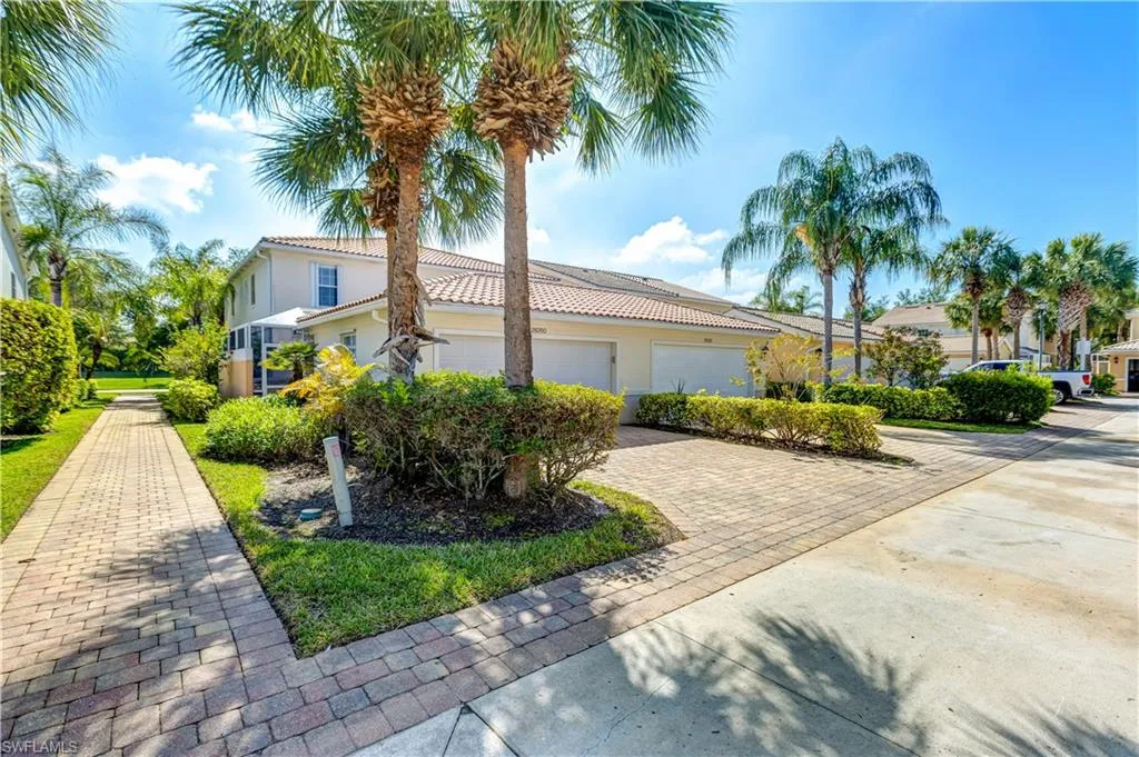 28260 Villagewalk CIR, Bonita Springs, FL 34135,225034180
