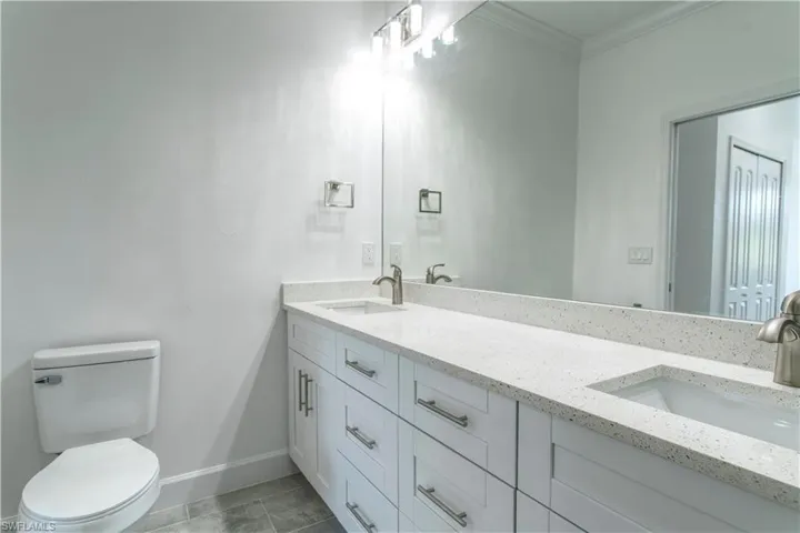 3759  Washington  AVE, Fort Myers, FL 33916