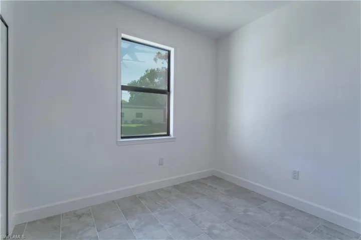 3759  Washington  AVE, Fort Myers, FL 33916