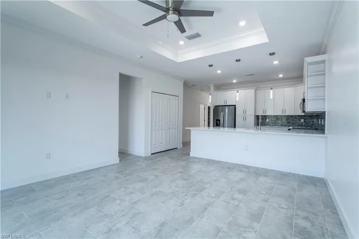 3759  Washington  AVE, Fort Myers, FL 33916