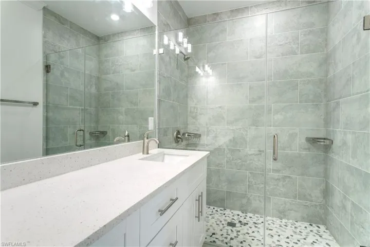 3759  Washington  AVE, Fort Myers, FL 33916
