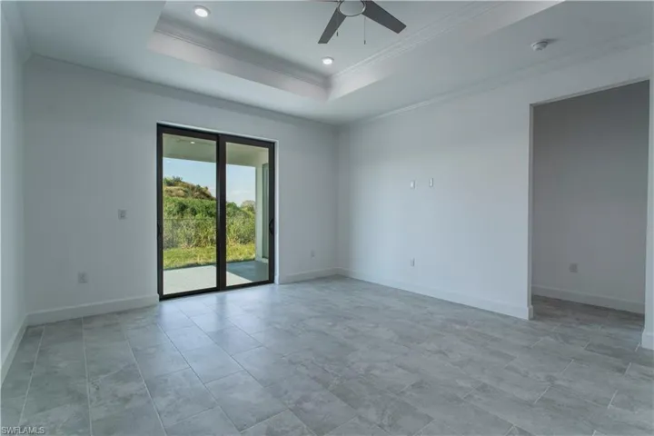 3759  Washington  AVE, Fort Myers, FL 33916