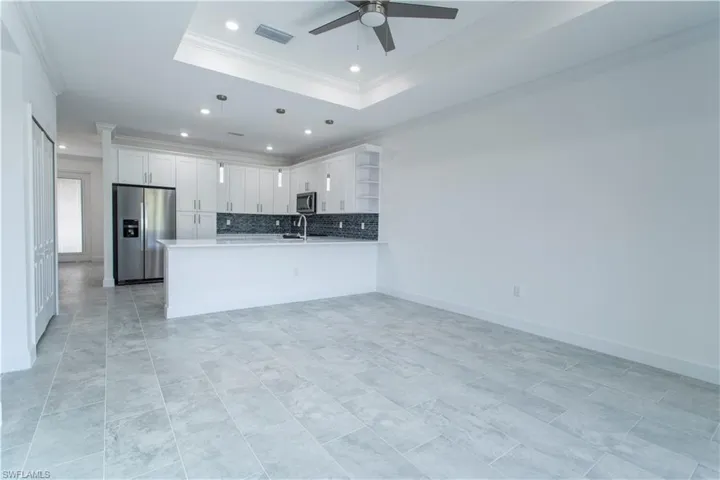 3759  Washington  AVE, Fort Myers, FL 33916
