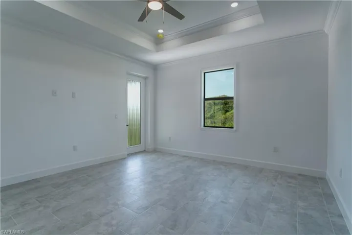 3759  Washington  AVE, Fort Myers, FL 33916