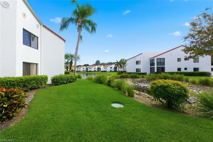 583 Beachwalk Cir Q101, Naples, Florida 34108