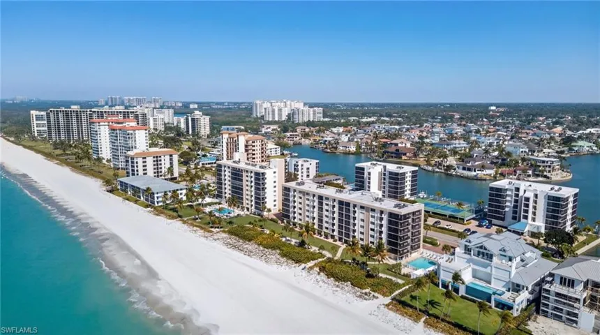 10475  Gulf Shore  DR, Naples, FL 34108