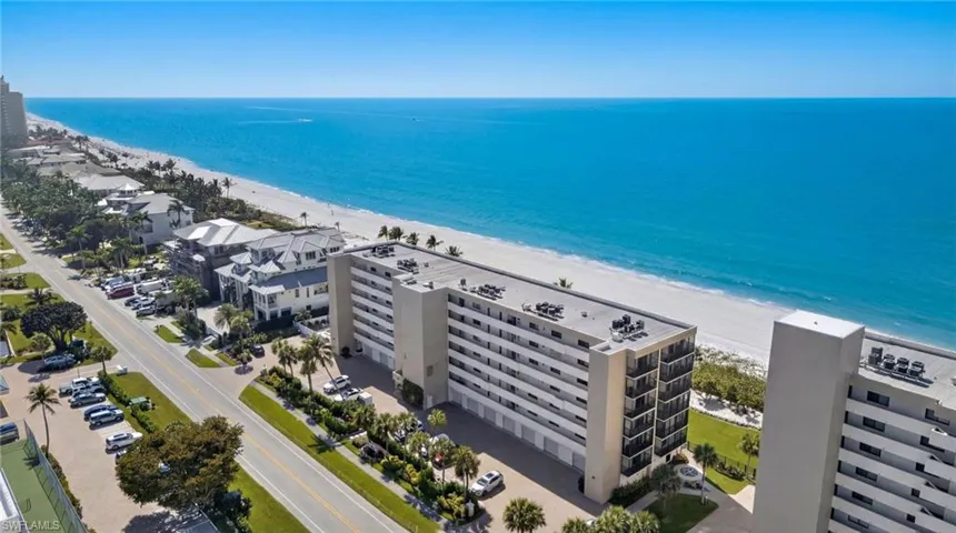 10475  Gulf Shore  DR, Naples, FL 34108
