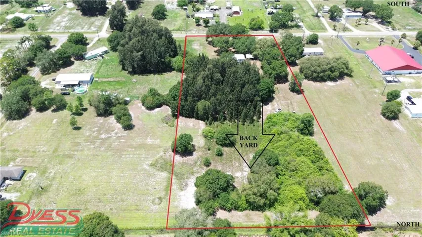 223 Pine Ln, Clewiston, Florida 33440