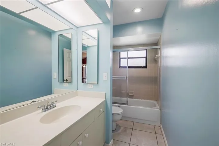 18989  Cypress View  DR, Fort Myers, FL 33967