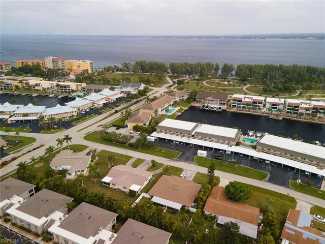 4212 Se 19th Pl A, Cape Coral, Florida 33904