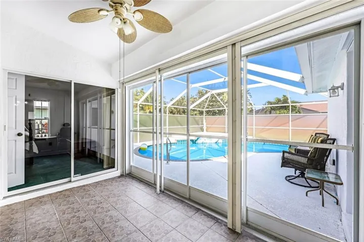 923 SW 37th  TER, Cape Coral, FL 33914
