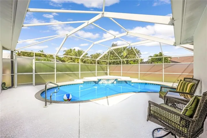 923 SW 37th  TER, Cape Coral, FL 33914