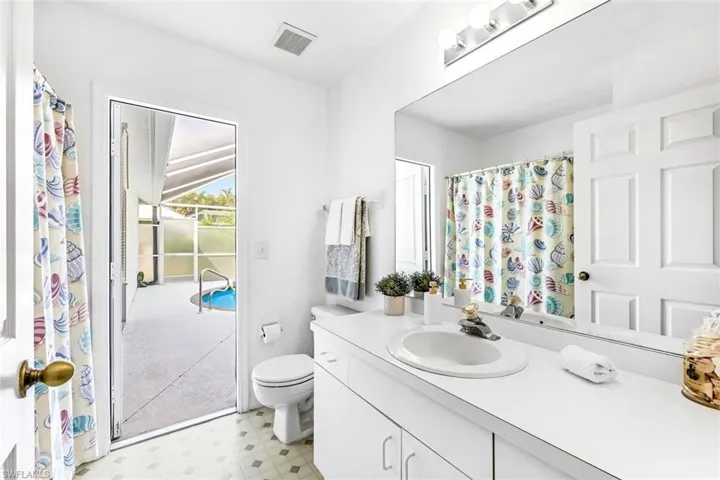 923 SW 37th  TER, Cape Coral, FL 33914