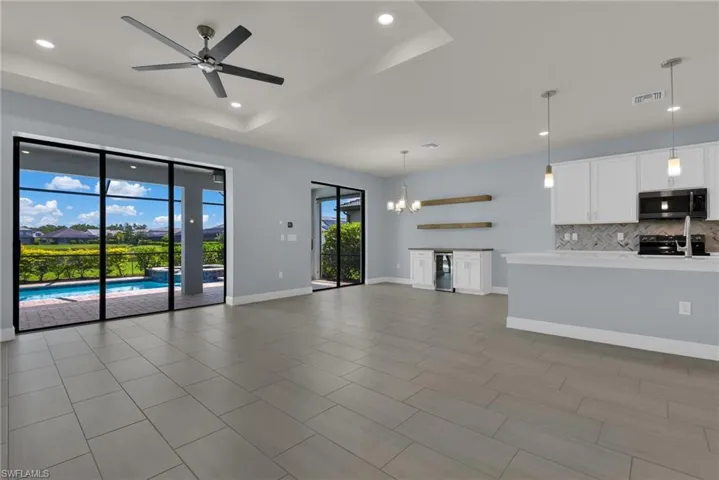 3943 Black Eagle Ln, Fort Myers, Florida 33966