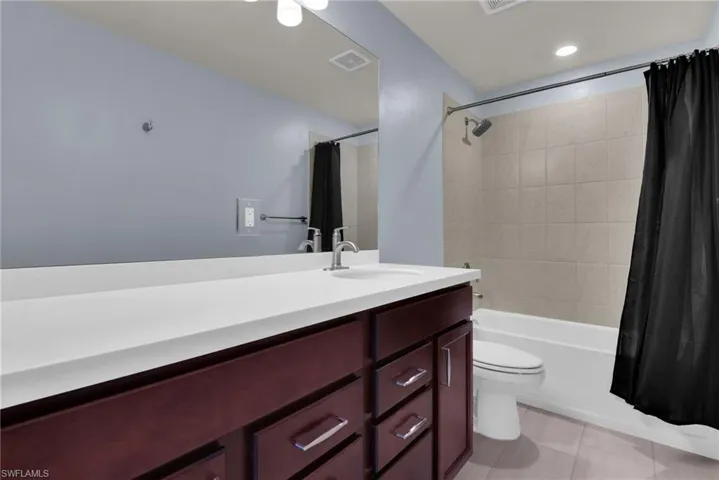 3943 Black Eagle Ln, Fort Myers, Florida 33966