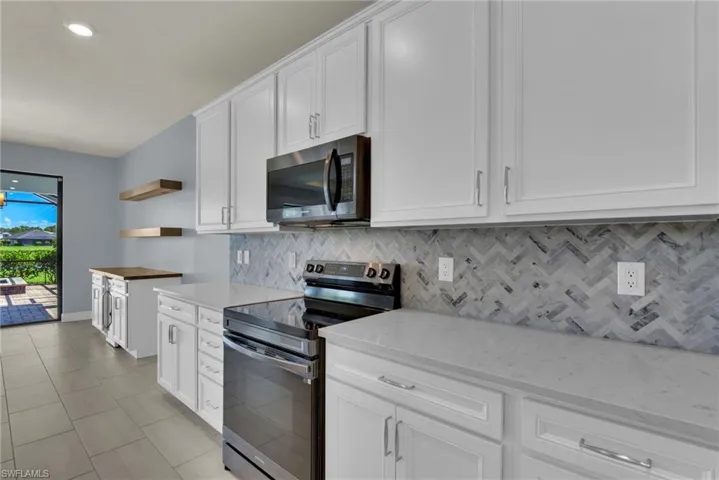 3943 Black Eagle Ln, Fort Myers, Florida 33966