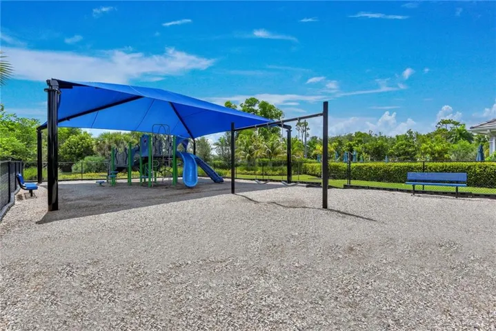 3943 Black Eagle Ln, Fort Myers, Florida 33966