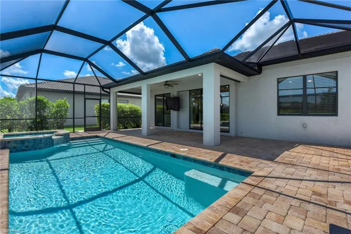 3943 Black Eagle Ln, Fort Myers, Florida 33966