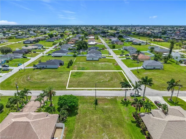 229 Nw 9th Ter, Cape Coral, Florida 33993