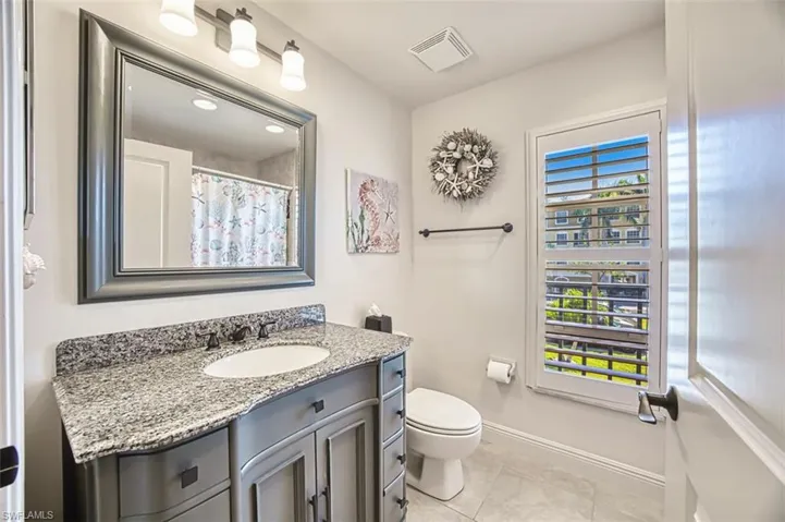 10090 Lake Cove Dr # 101, Fort Myers, Florida 33908
