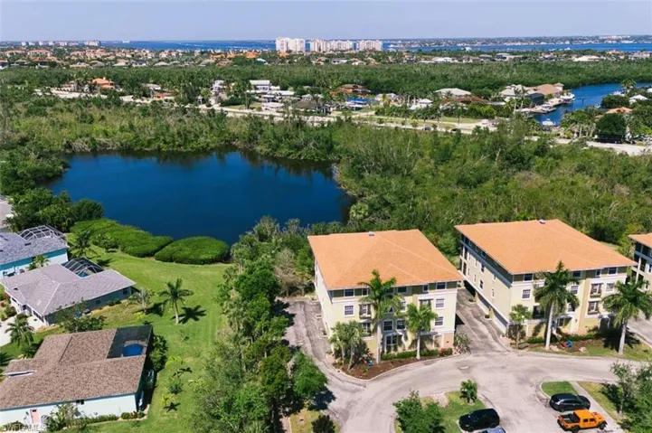 10090 Lake Cove Dr # 101, Fort Myers, Florida 33908