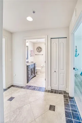 10090 Lake Cove Dr # 101, Fort Myers, Florida 33908