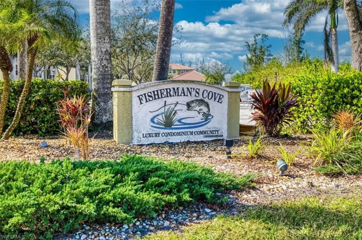 10090 Lake Cove Dr # 101, Fort Myers, Florida 33908