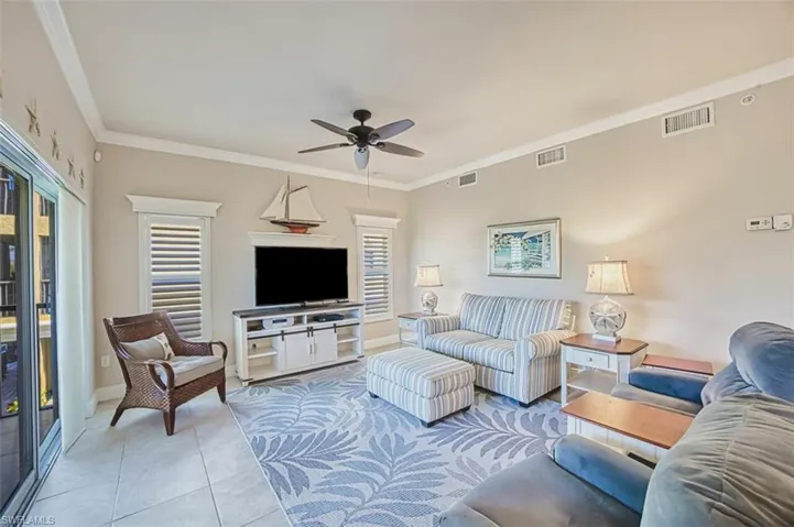 10090 Lake Cove Dr # 101, Fort Myers, Florida 33908