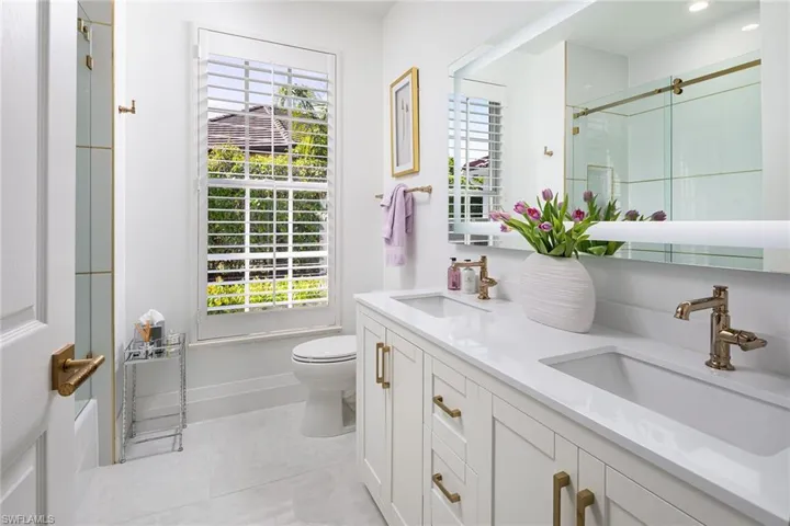 8037 Vera Cruz Way, Naples, Florida 34109