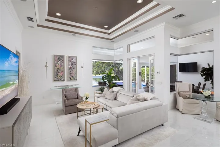 8037 Vera Cruz Way, Naples, Florida 34109