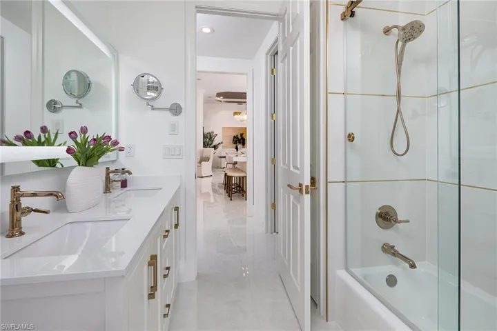 8037 Vera Cruz Way, Naples, Florida 34109