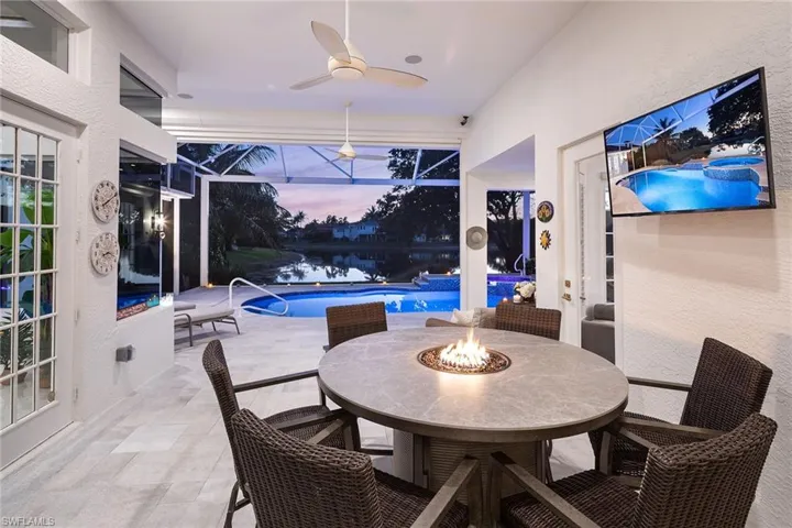 8037 Vera Cruz Way, Naples, Florida 34109