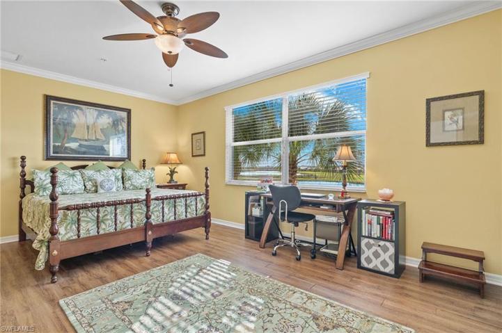 A substantial master bedroom at 20' x 13'