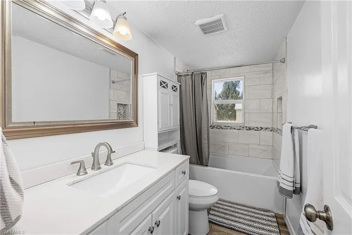 7257 Victory Rd, Bokeelia, Florida 33922