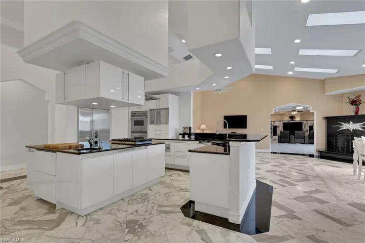 6020 Green Blvd, Naples, Florida 34116