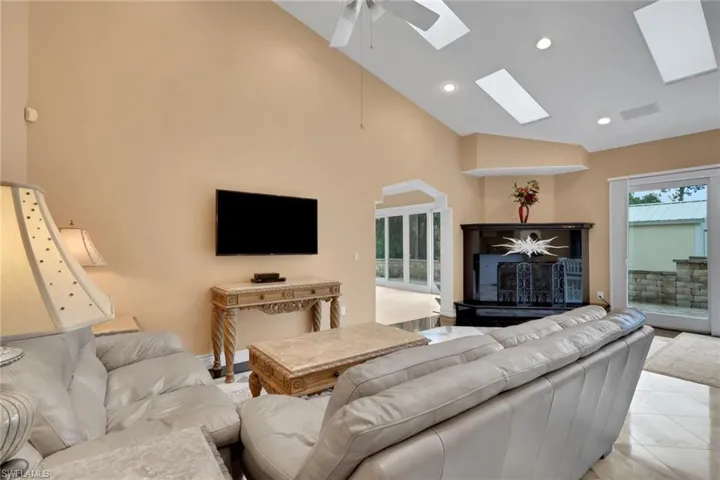6020 Green Blvd, Naples, Florida 34116