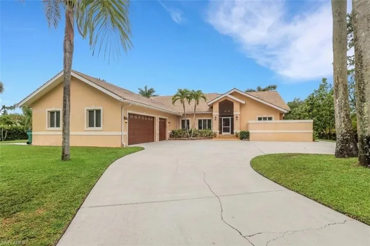 6020 Green Blvd, Naples, Florida 34116