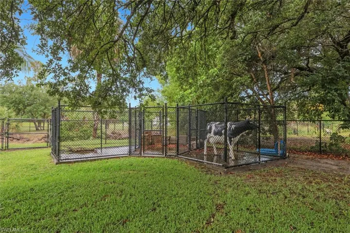 6020 Green Blvd, Naples, Florida 34116