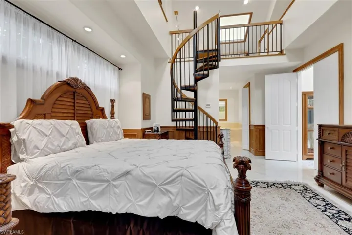 6020 Green Blvd, Naples, Florida 34116
