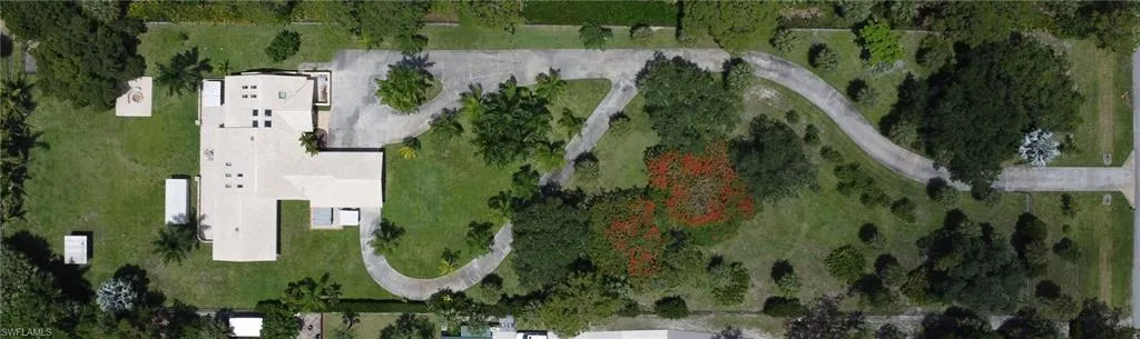 6020 Green Blvd, Naples, Florida 34116