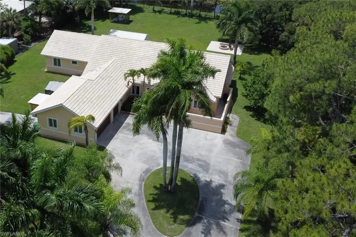 6020 Green Blvd, Naples, Florida 34116