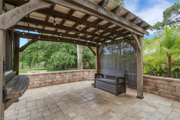 6020 Green Blvd, Naples, Florida 34116