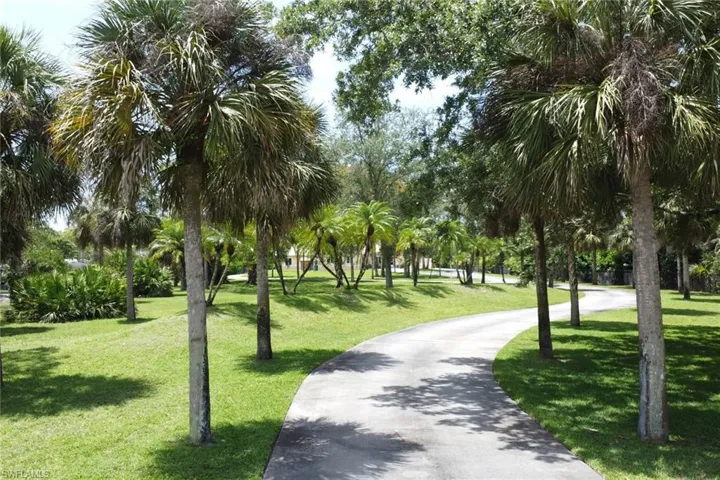 6020 Green Blvd, Naples, Florida 34116