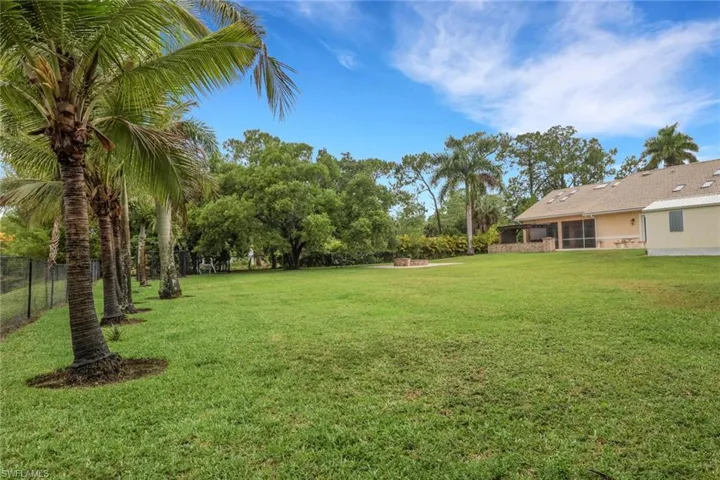 6020 Green Blvd, Naples, Florida 34116