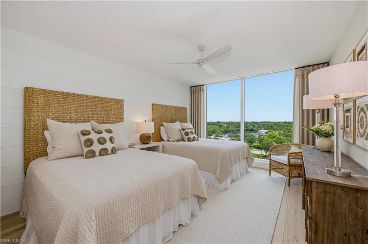 13945 Old Coast Rd 602, Naples, Florida 34110