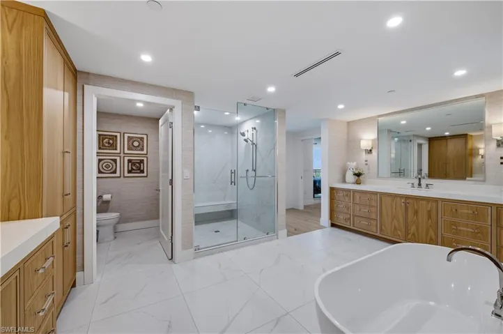 13945 Old Coast Rd 602, Naples, Florida 34110