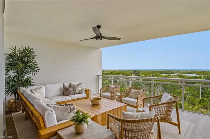 13945 Old Coast Rd 602, Naples, Florida 34110