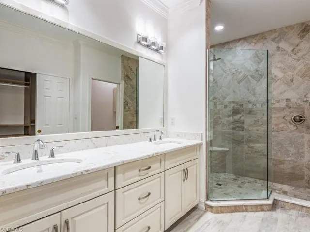 1264  Rialto  WAY, Naples, FL 34114